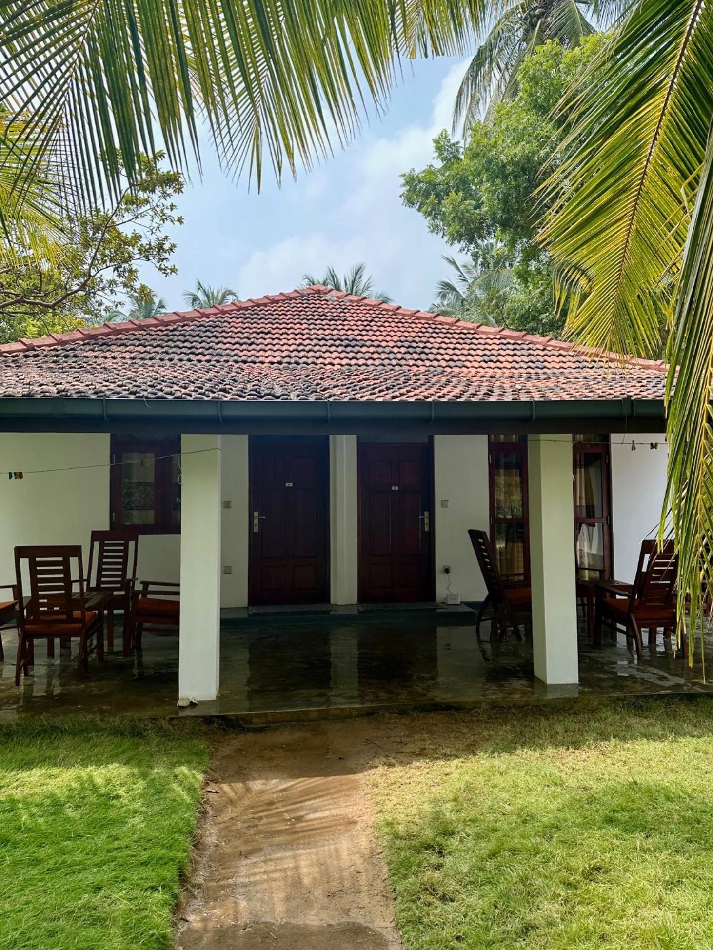 108 Palms Beach Resort Trincomalee Eksteriør bilde