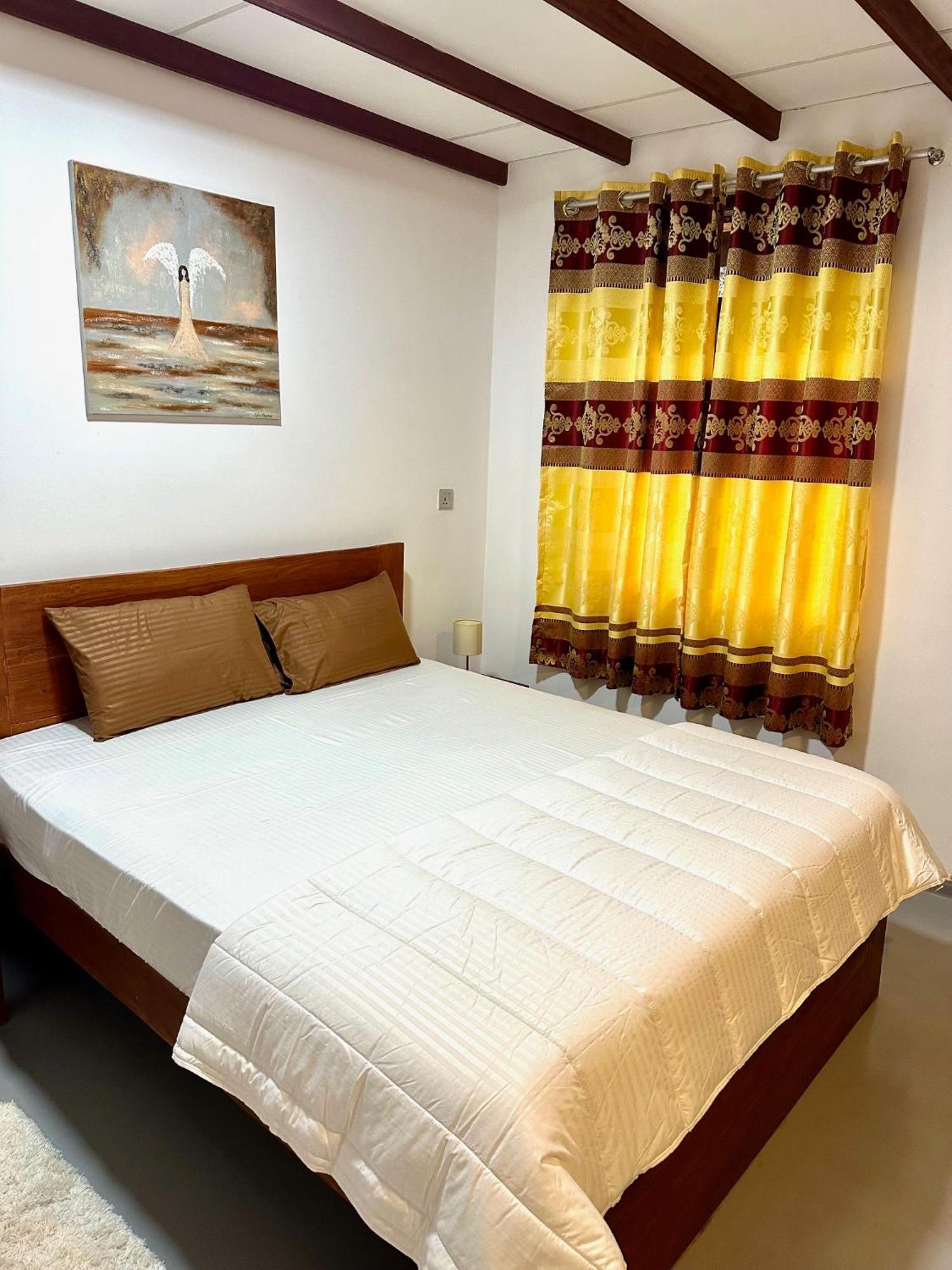 108 Palms Beach Resort Trincomalee Eksteriør bilde