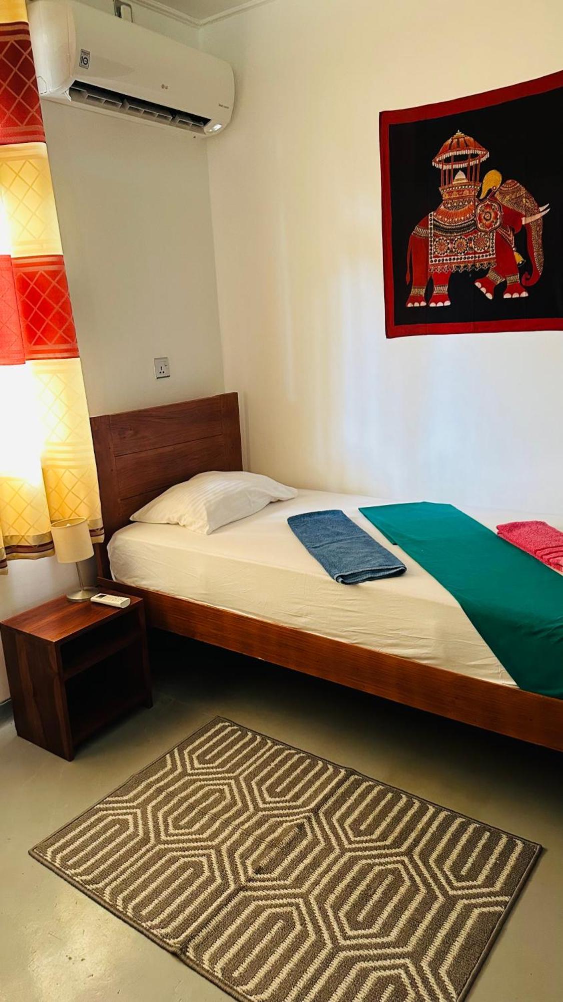 108 Palms Beach Resort Trincomalee Eksteriør bilde