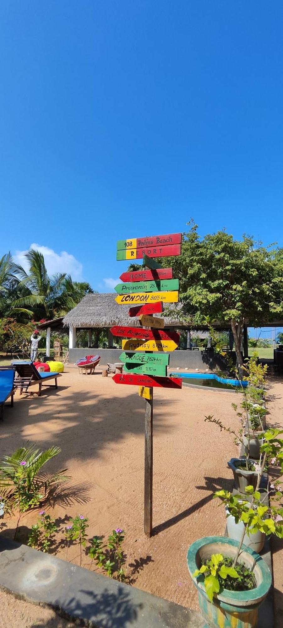 108 Palms Beach Resort Trincomalee Eksteriør bilde